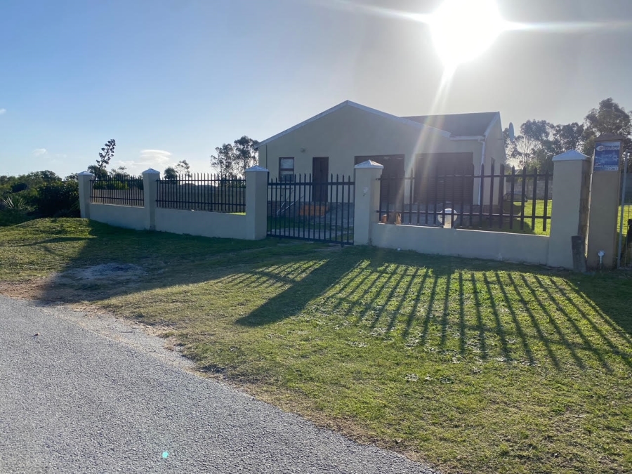 4 Bedroom Property for Sale in Rowallan Park Eastern Cape